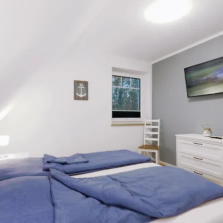 Holiday home Reetdachhaus 17 Auf Usedom